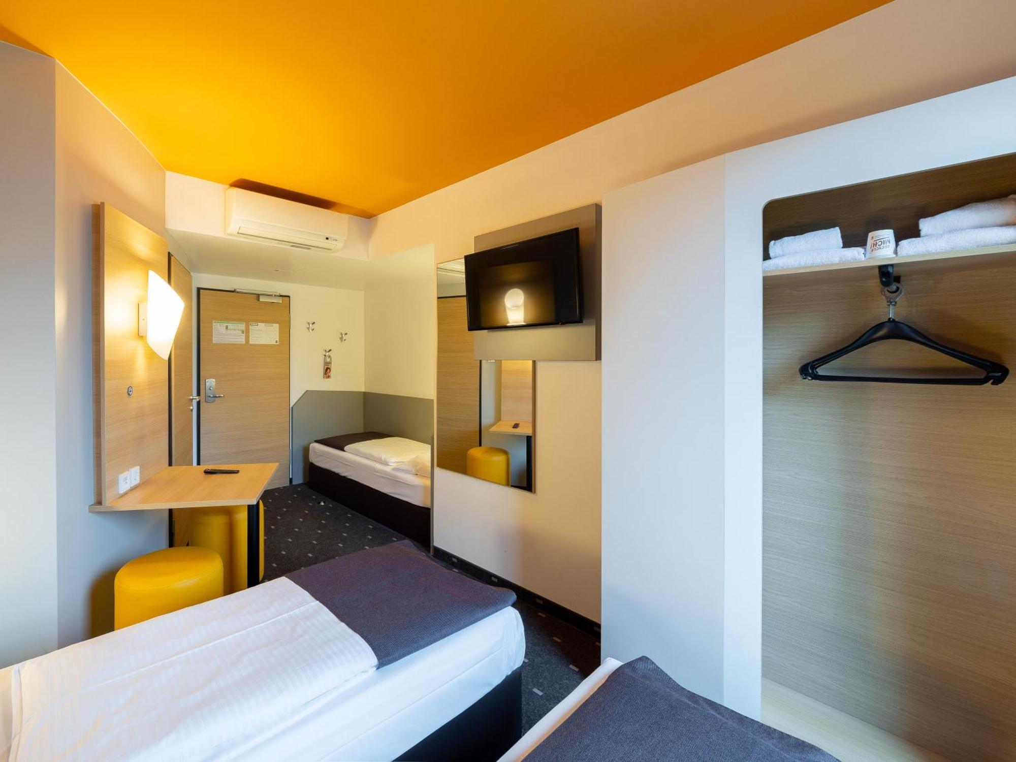 B&B Hotel Duesseldorf-City Eksteriør billede